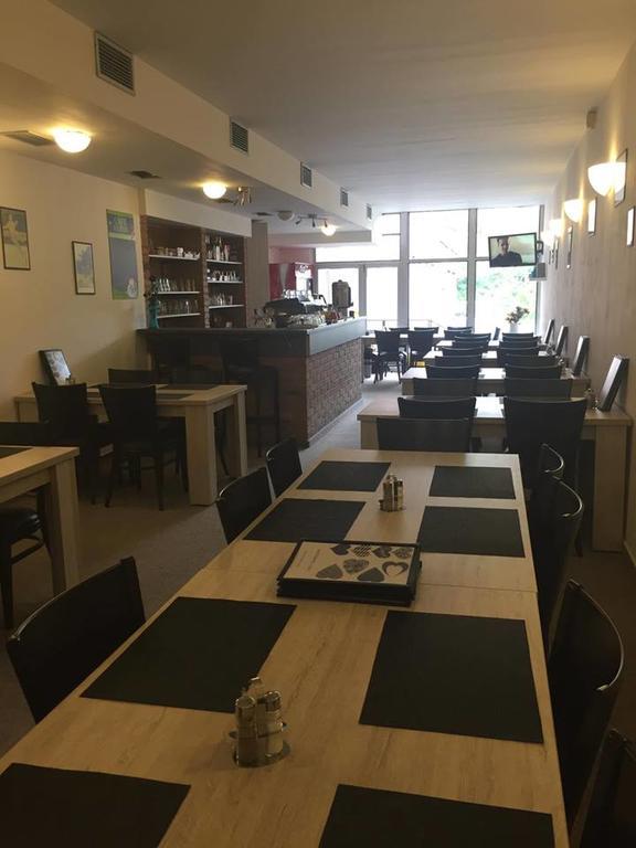 Hotel Hasa Prag Eksteriør billede